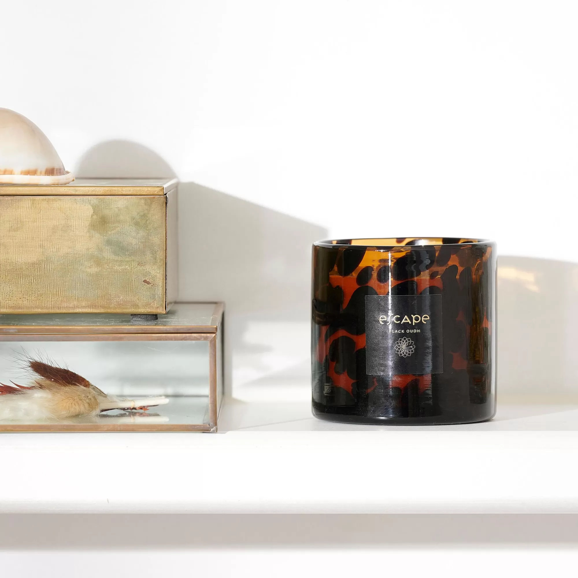 CASA Escape Black Oudh Candela Profumata Marrone, Ocra, Multicolore* Candele